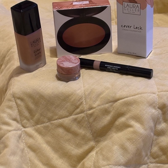 Laura Geller Cream Foundation Package -